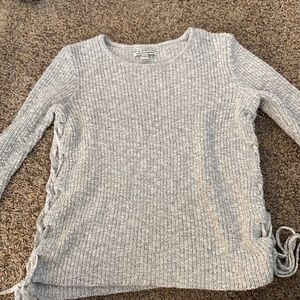 American Eagle sweater